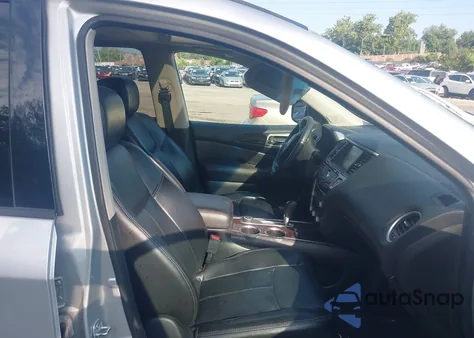 2014 Nissan Pathfinder Platinum из США, поврежденный, VIN 5N1AR2MM0EC698629